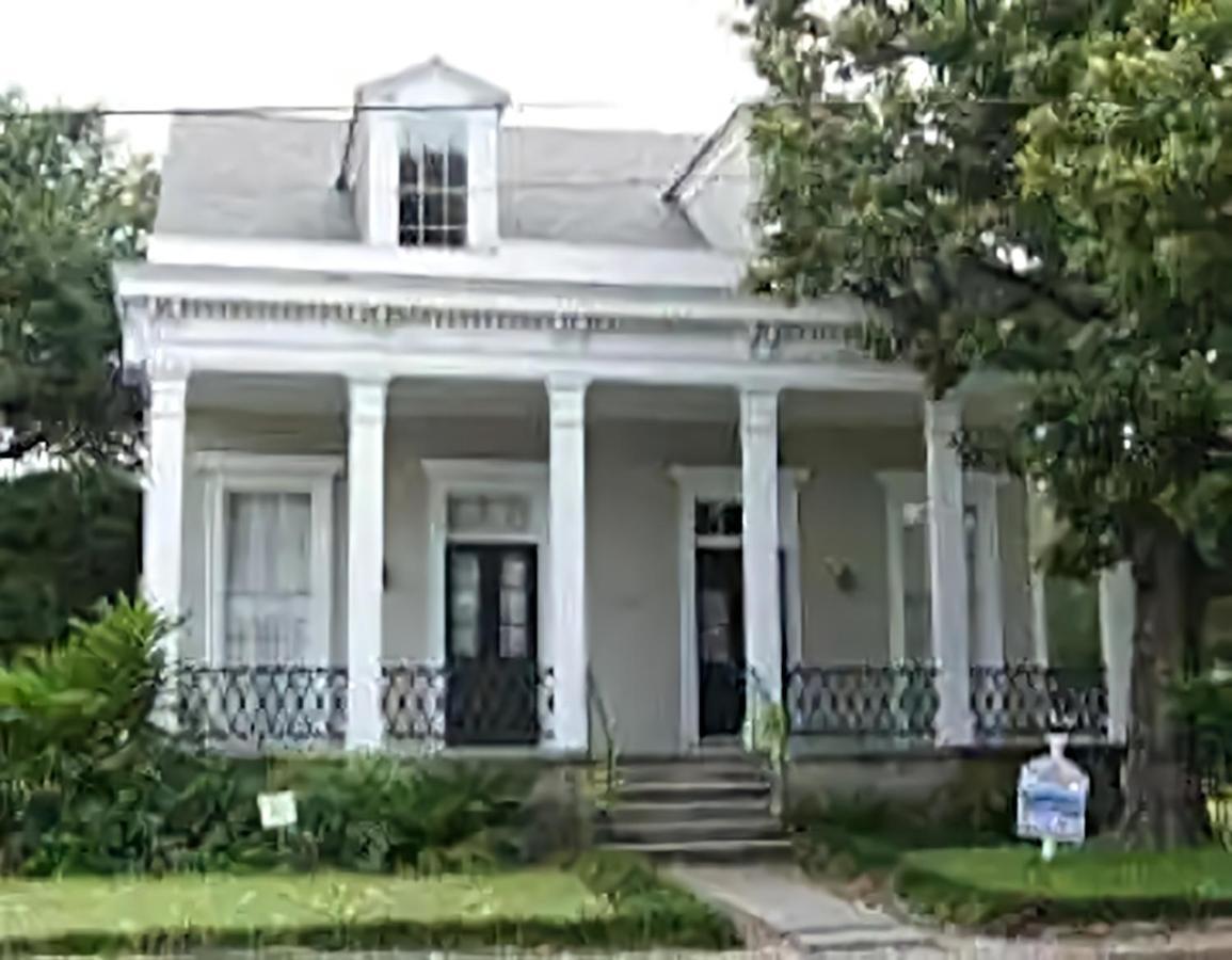 Historic Viavant Cottage - Jazz Fest/Fairgrounds New Orleans Exterior photo
